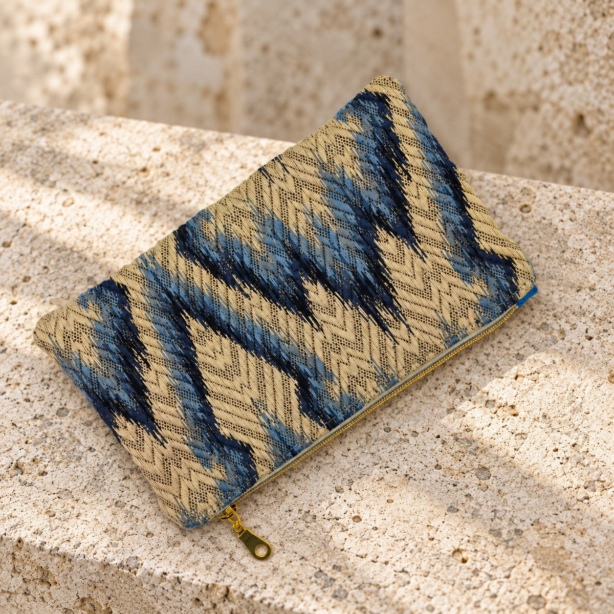 Pochette Mer et Sable à motif bleu et beige